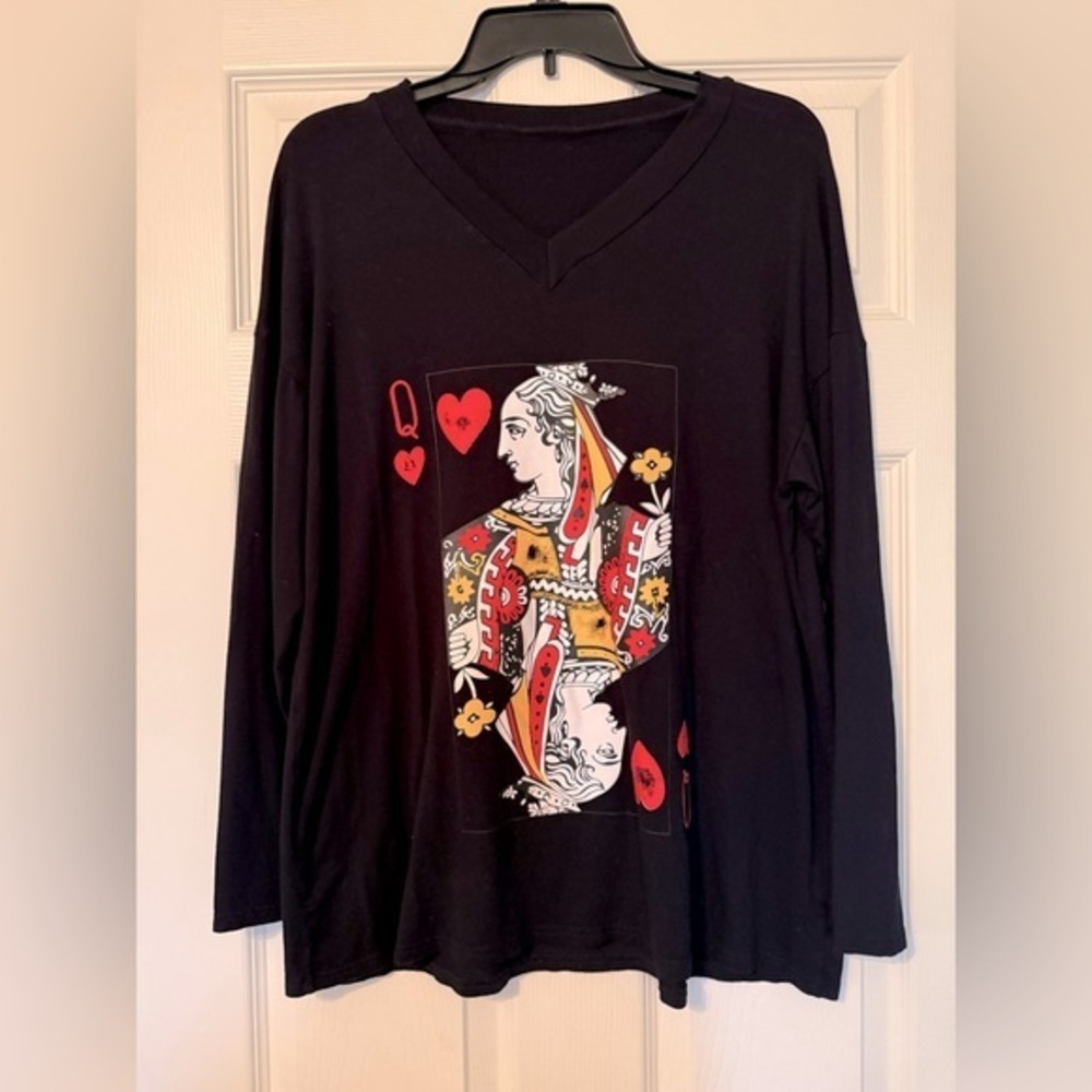 Queen of Hearts Graphic Long Sleeve Top
